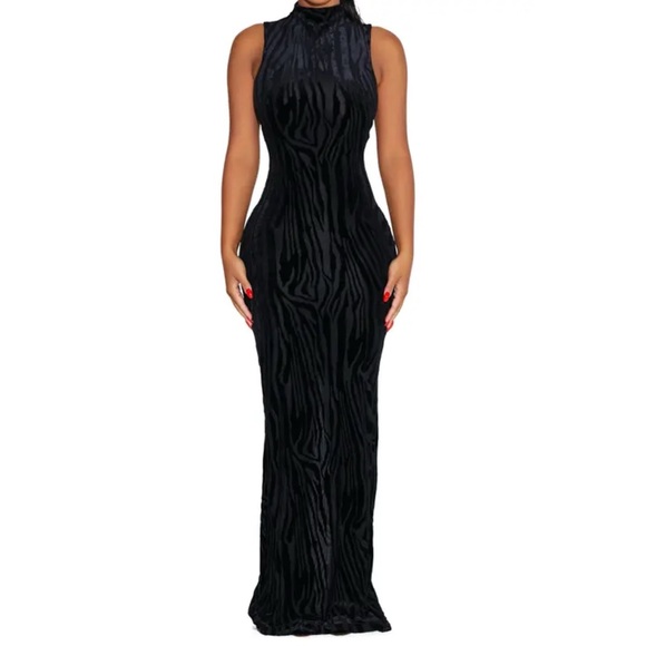 naked wardrobe Dresses & Skirts - 🆕 Naked Wardrobe Lined Mesh velvet animal print maxi dress black size  large